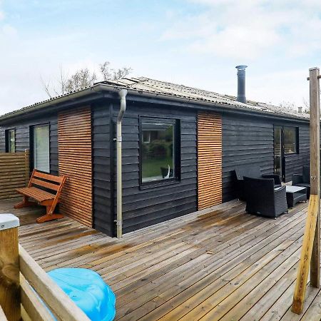 7 Person Holiday Home In เฟรเดริกส์ฮัฟน์ ภายนอก รูปภาพ