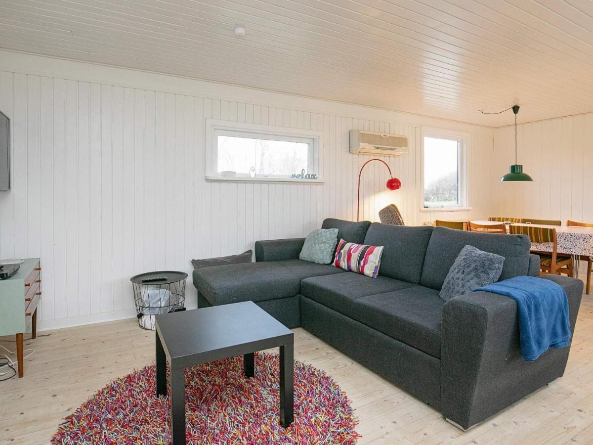 7 Person Holiday Home In เฟรเดริกส์ฮัฟน์ ภายนอก รูปภาพ