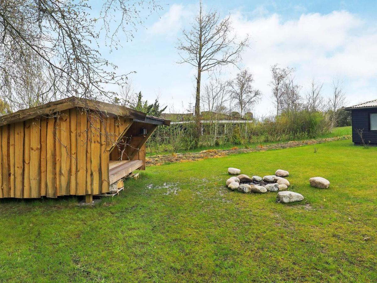 7 Person Holiday Home In เฟรเดริกส์ฮัฟน์ ภายนอก รูปภาพ