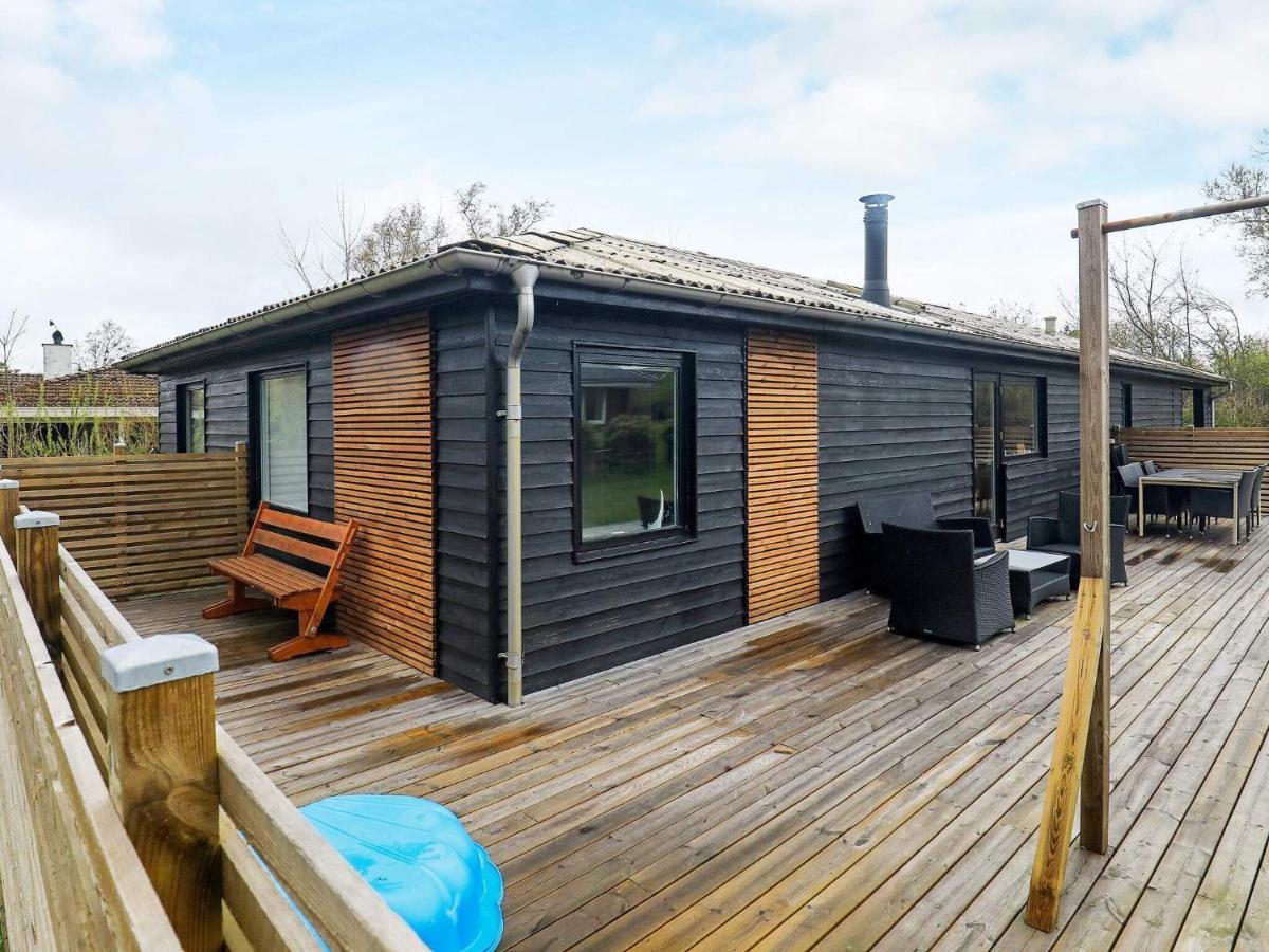 7 Person Holiday Home In เฟรเดริกส์ฮัฟน์ ภายนอก รูปภาพ